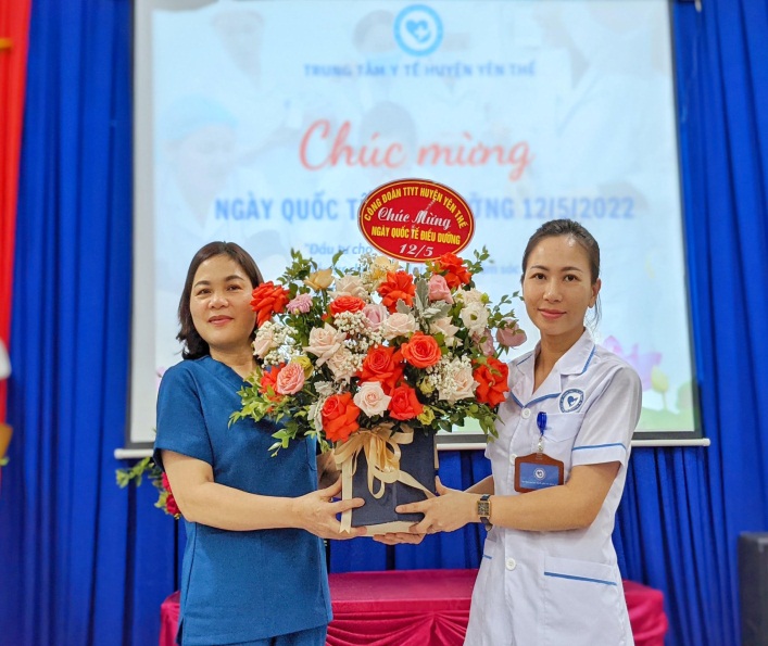 Trung tâm Y tế huyện Yên Thế tổ chức chúc mừng ngày Quốc Tế Điều dưỡng