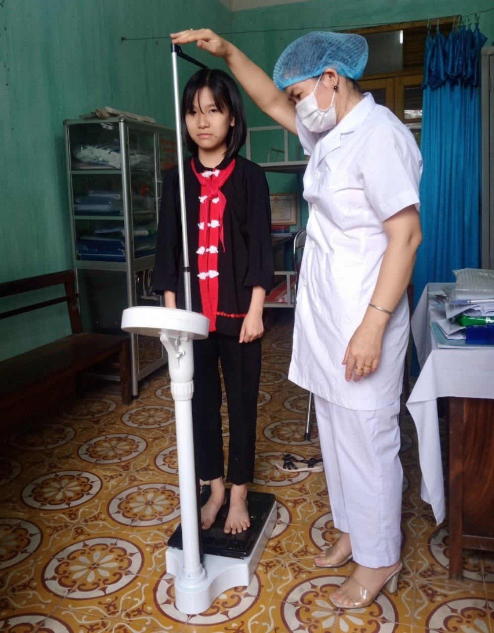 DINH DƯỠNG VỚI SỰ TĂNG TRƯỞNG  CỦA LỨA TUỔI HỌC ĐƯỜNG