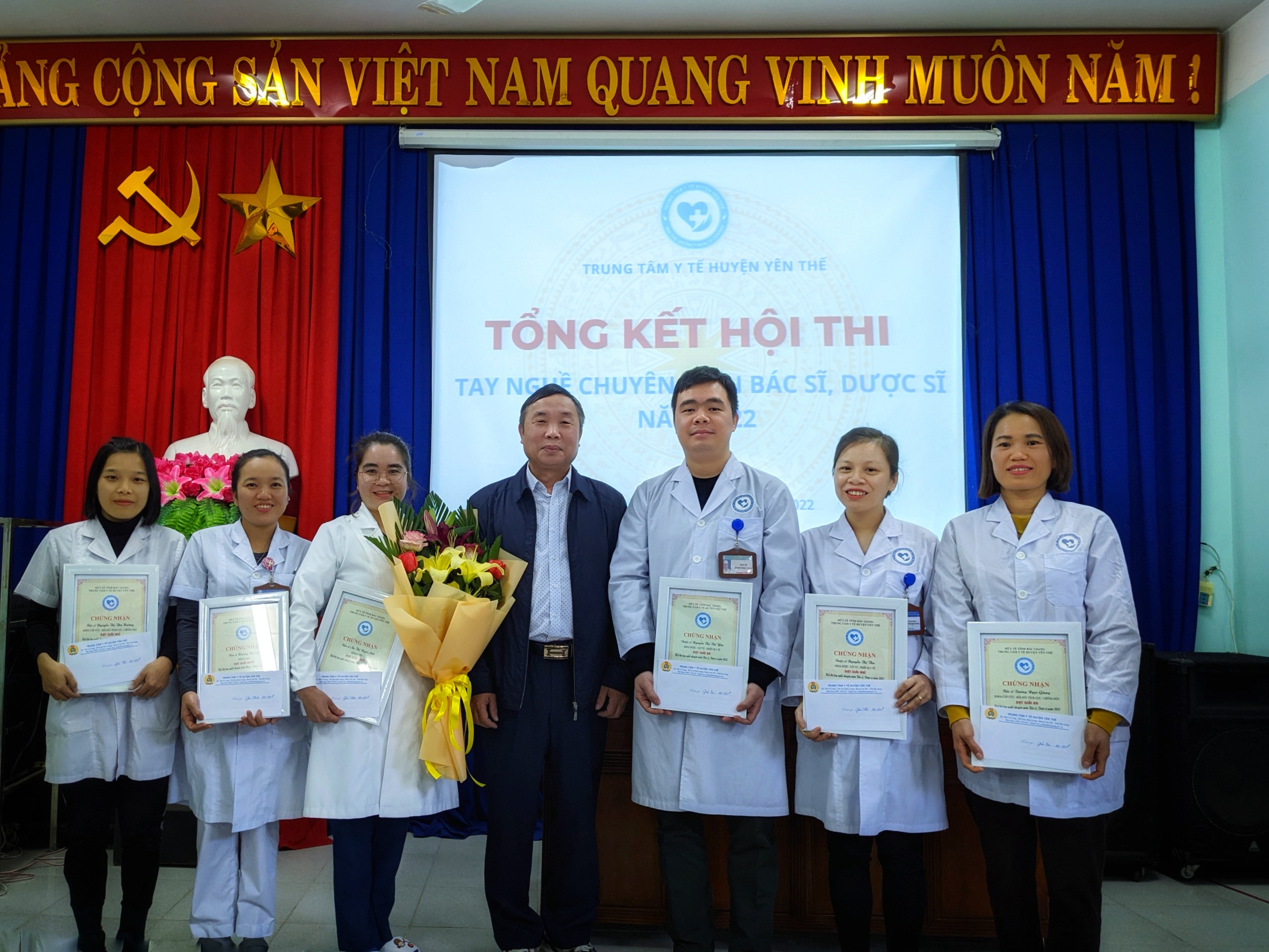 Trung tâm Y tế Yên thế tổng kết Hội thi tay nghề chuyên môn bác sĩ, dược sĩ năm 2022