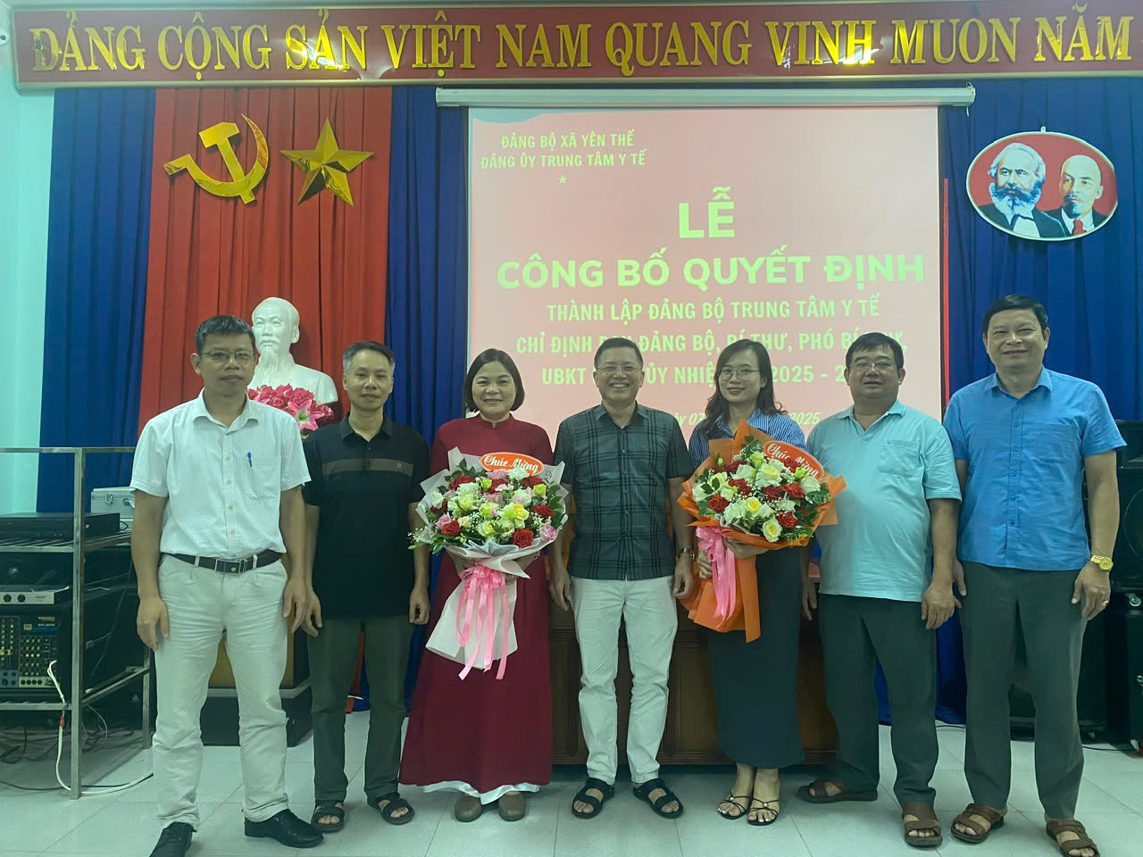 Công bố Quyết định thành lập Đảng bộ Trung tâm Y tế
