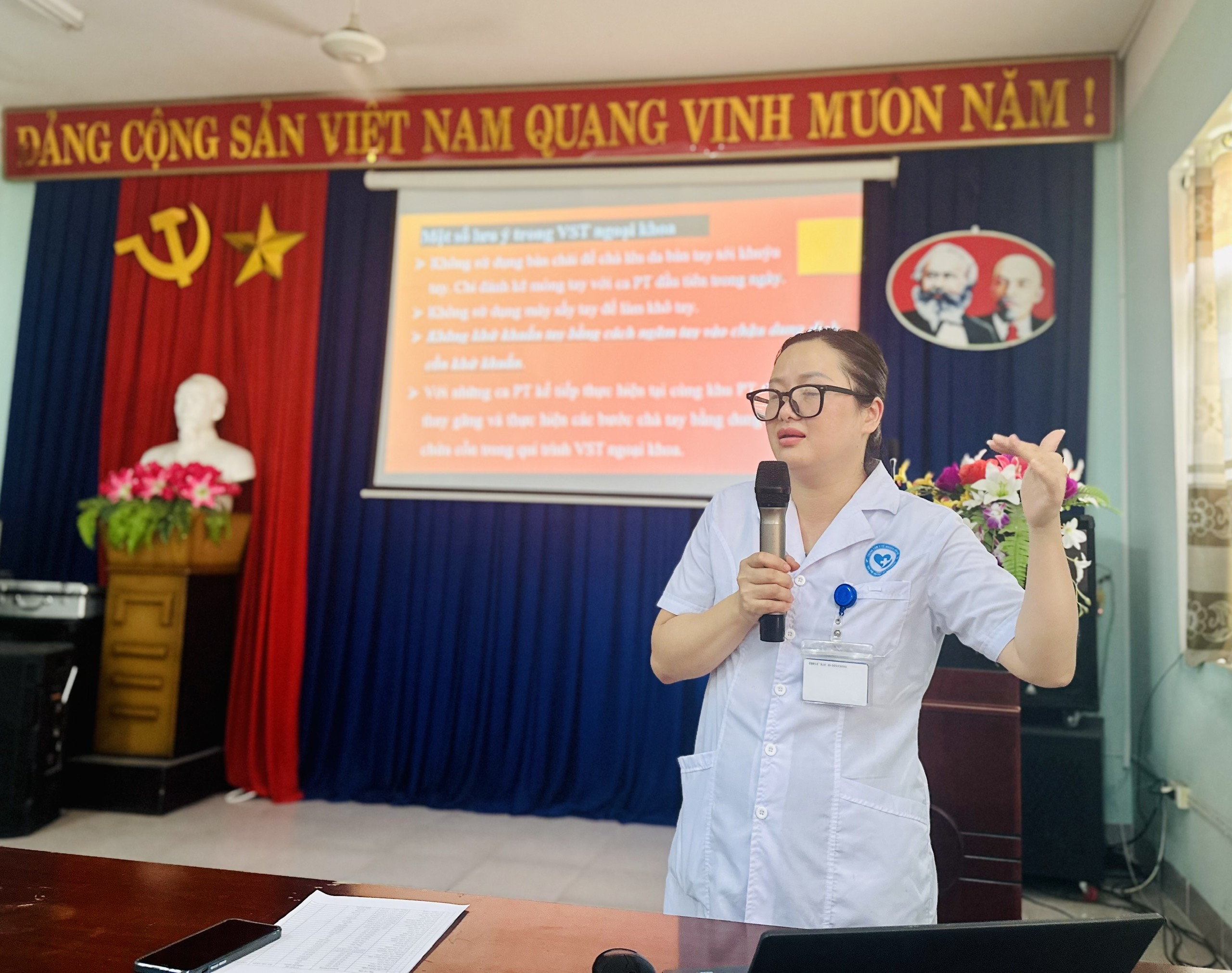 BVĐK YÊN THẾ TỔ CHỨC TẬP HUẤN VỆ SINH TAY VÀ QUẢN LÝ CHẤT THẢI Y TẾ NĂM 2026